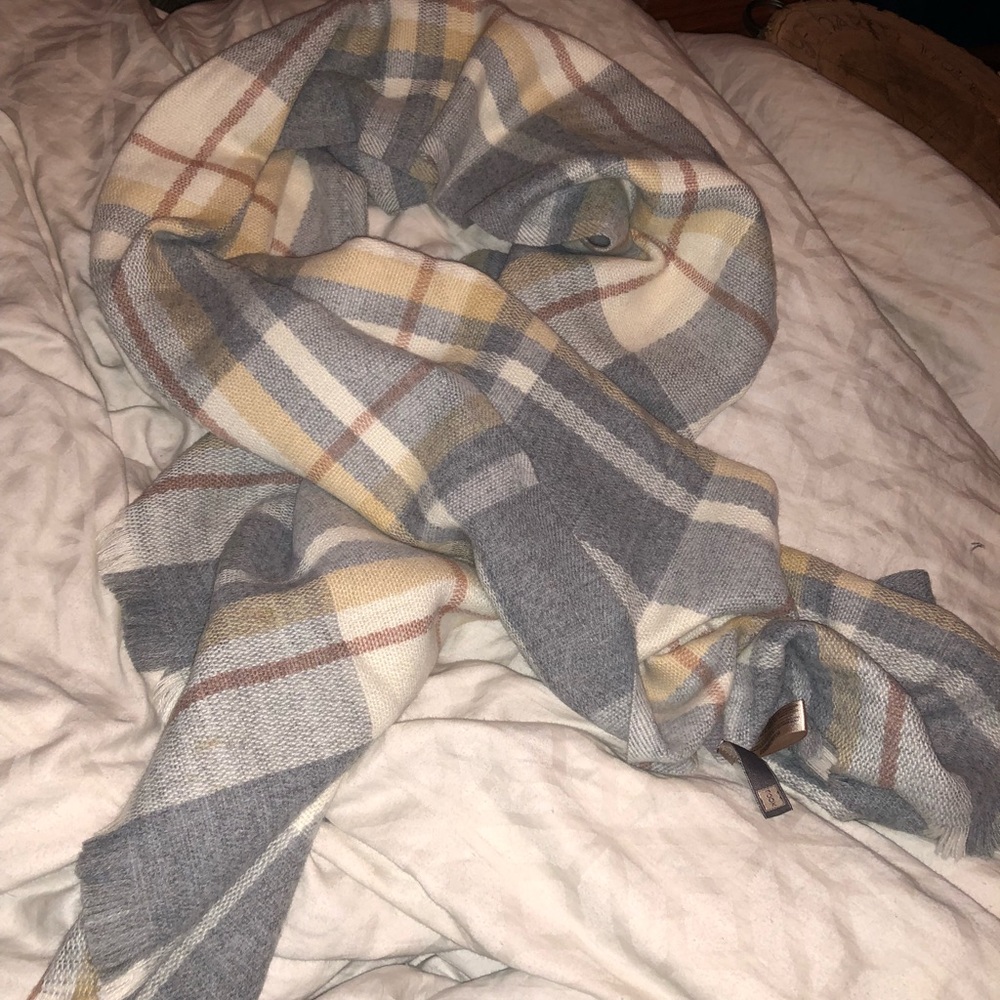 Oversized scarf